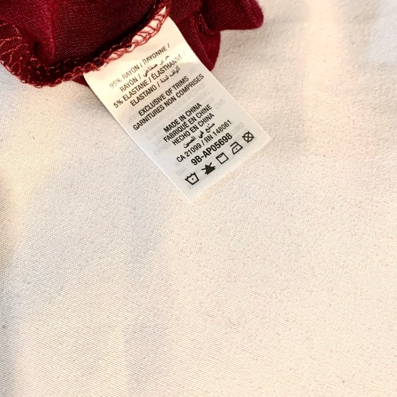 NWT🌹Elegant and Classy Shirt - Burgundy - Picture 4 of 4